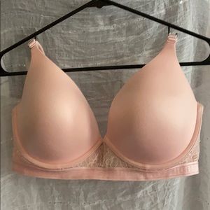 Victoria Secret very sexy plunge bra 36DD